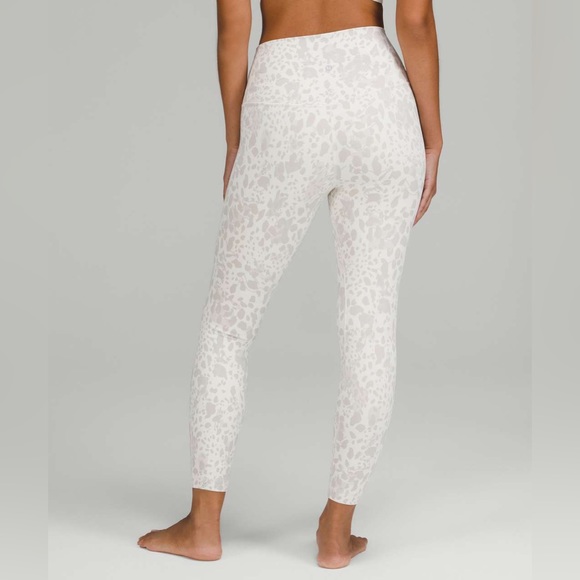 Lululemon Align High-Rise Pant 25” - Picture 2 of 5